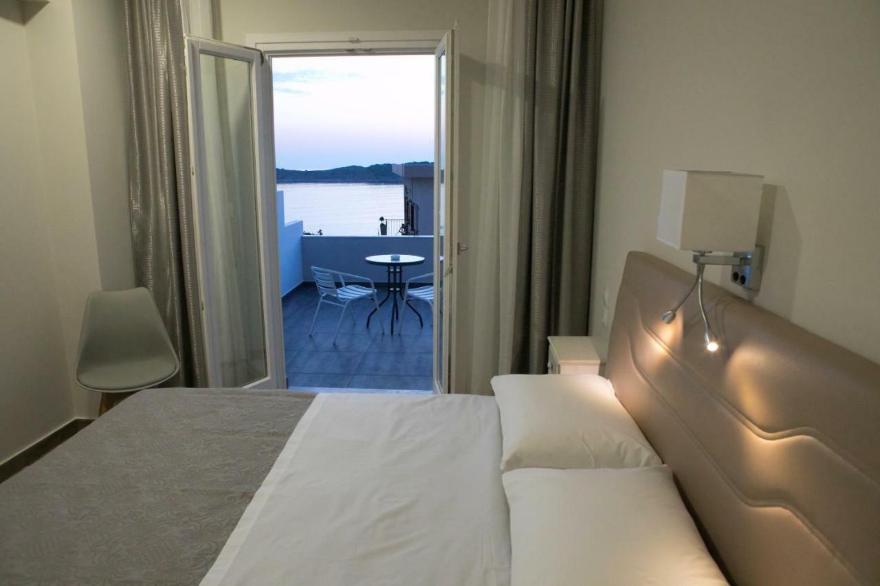 Hyperion Hotel Myrties ภายนอก รูปภาพ
